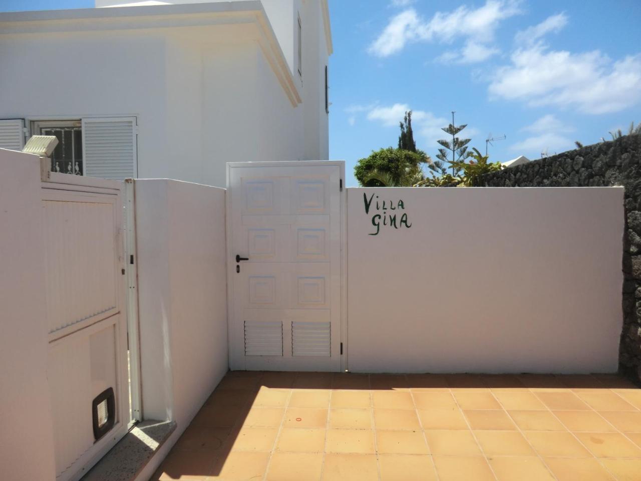 Apartments Gina Y Vista Oceano Puerto del Carmen  Bagian luar foto